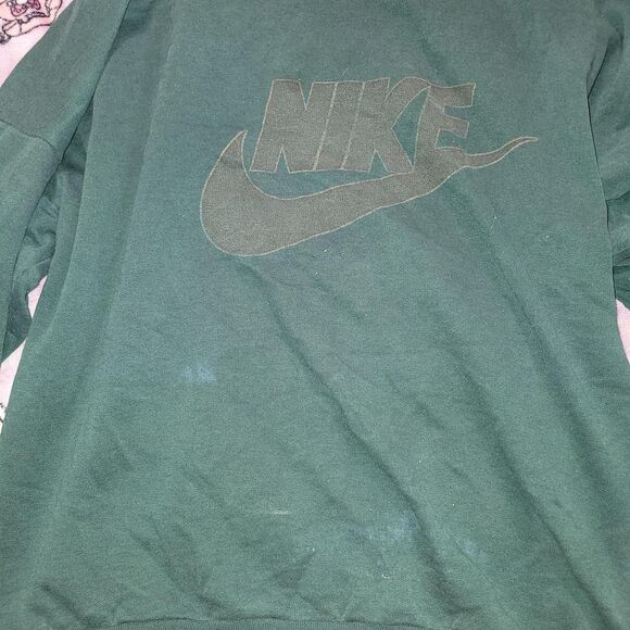 Faded Forest Green Nike Spellout Swoosh Sweatshirt Vintage 2000s Cottagecore Top - Picture 3 of 6